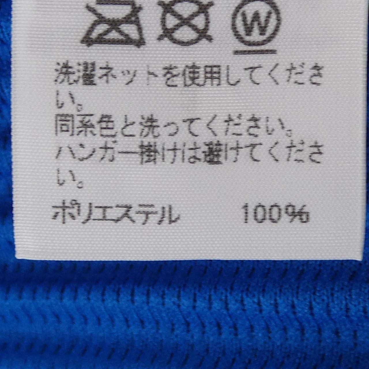 オムプリッセイッセイミヤケ トップス