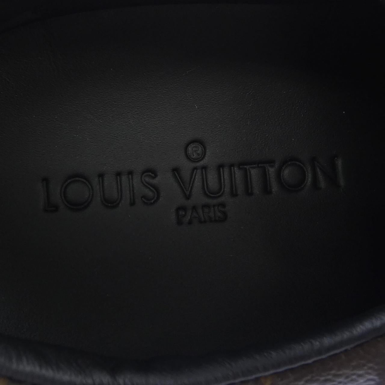 ルイヴィトン フロントローライン スニーカー