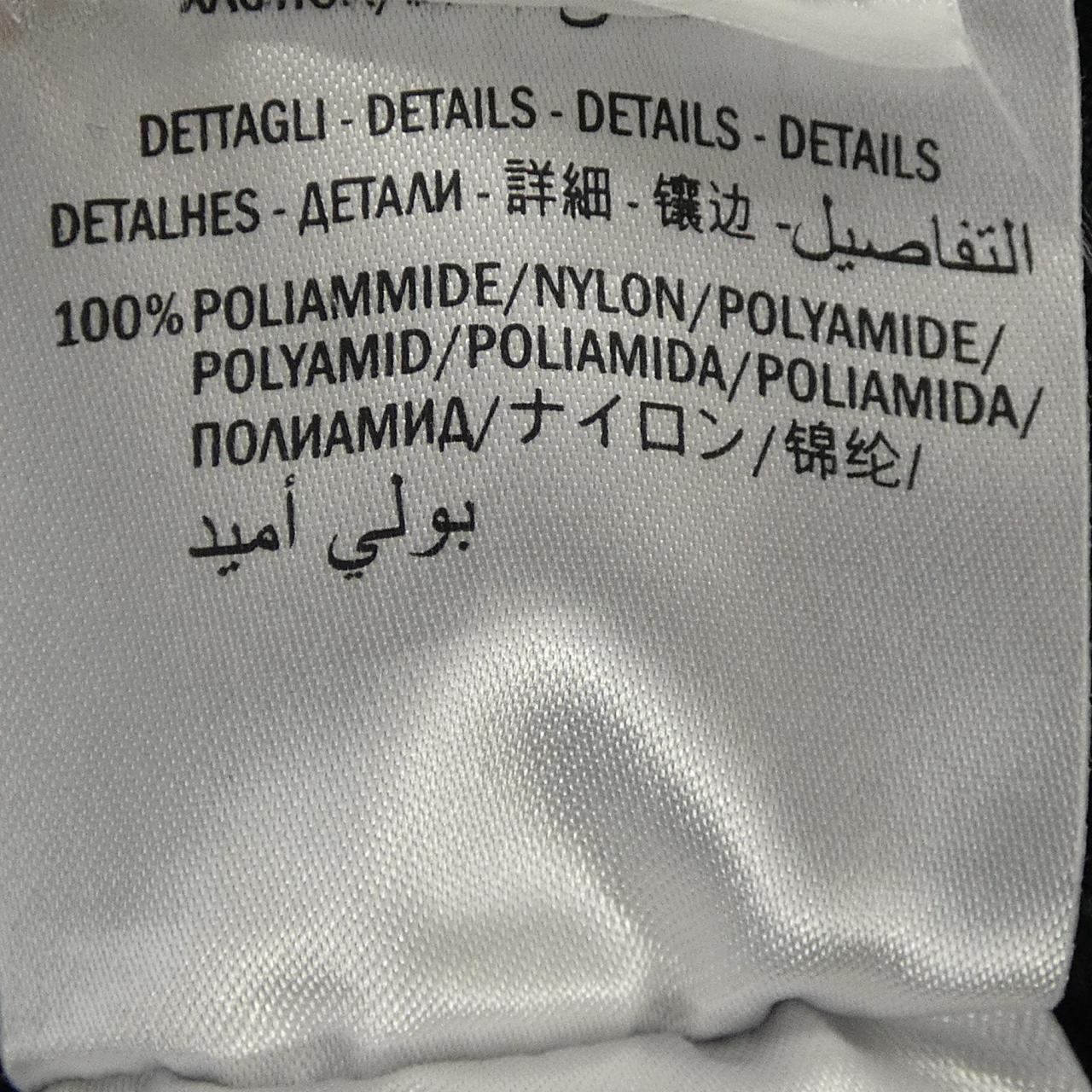 グッチ パンツ