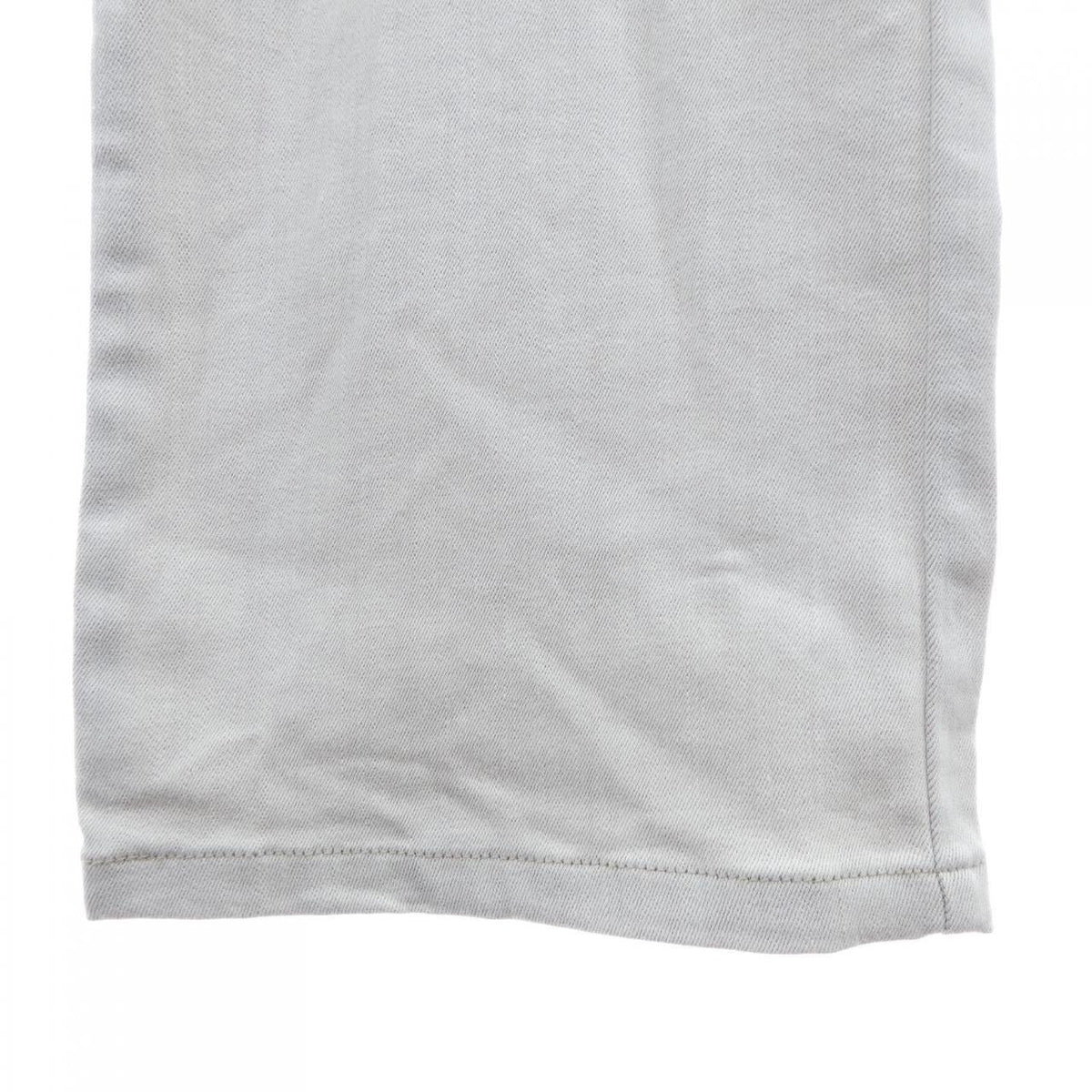アルマーニコレッツォーニ パンツ