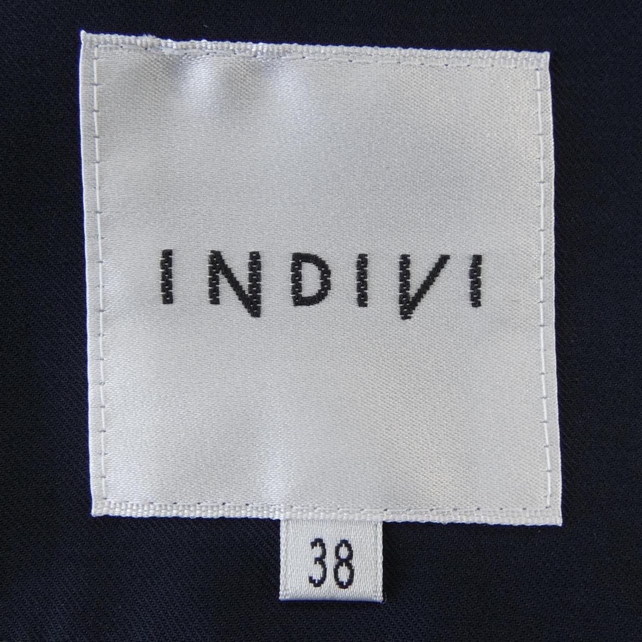インディヴィ ジャケット