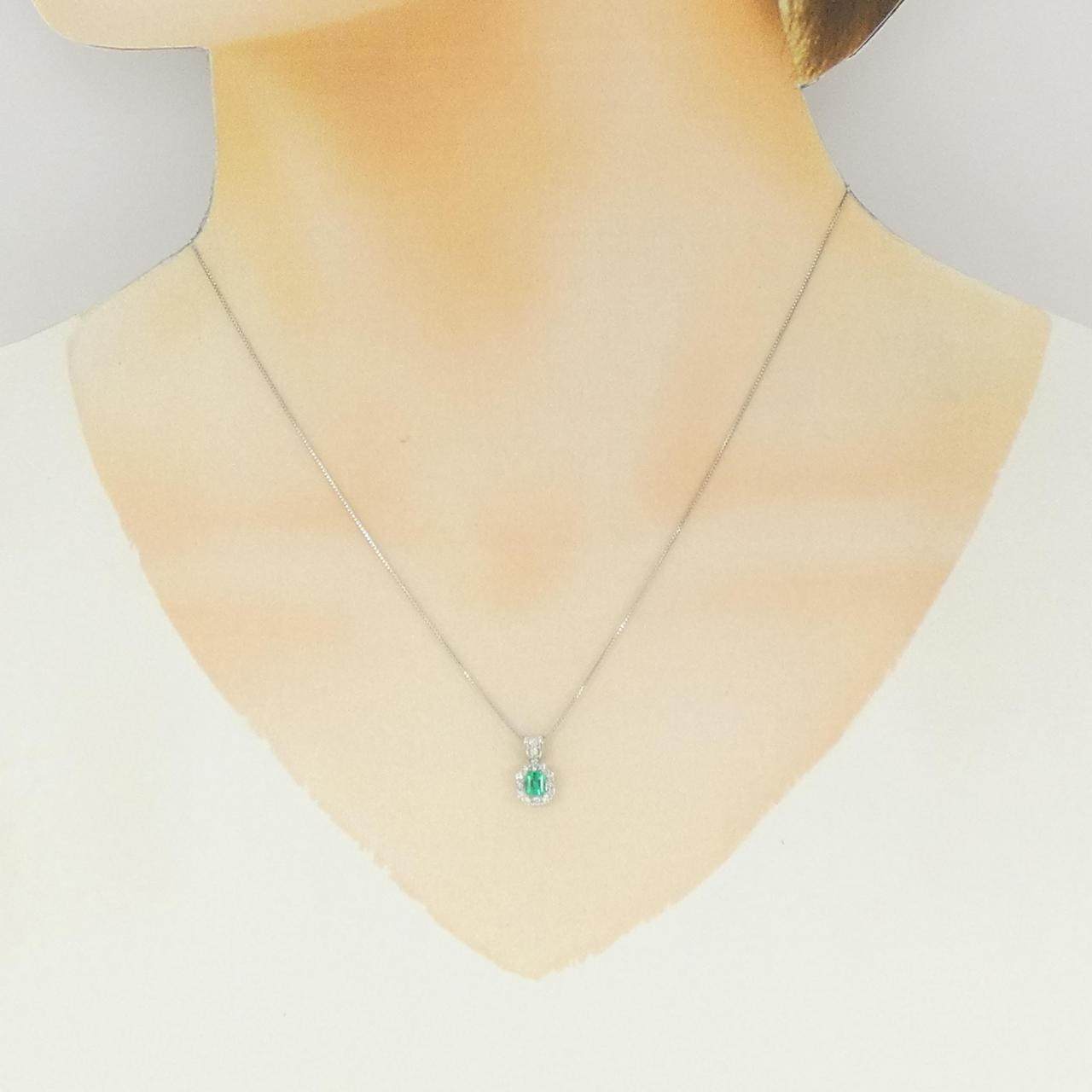 プラチナ エメラルド ダイヤモンド ネックレス