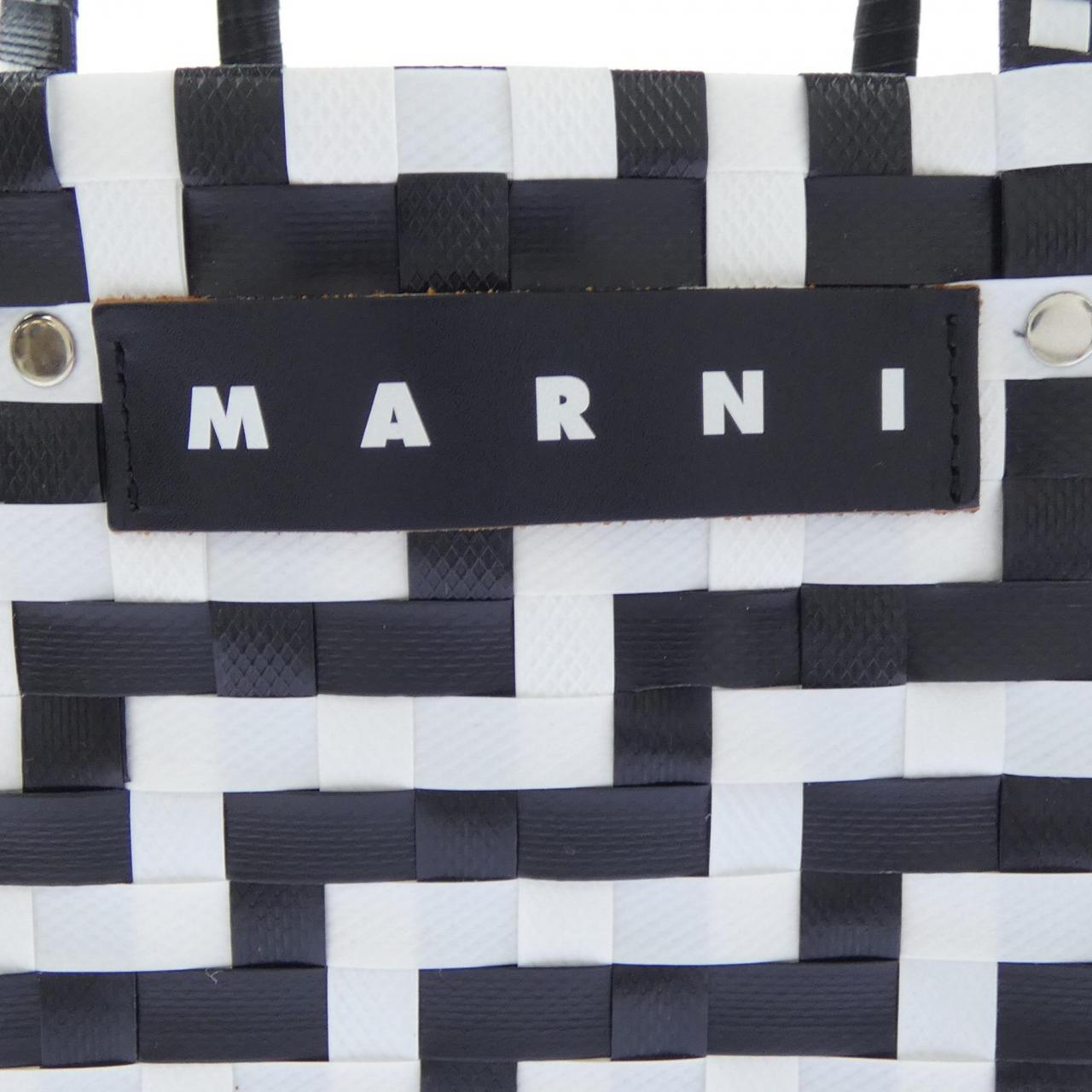 マルニ レザーショルダーバッグ