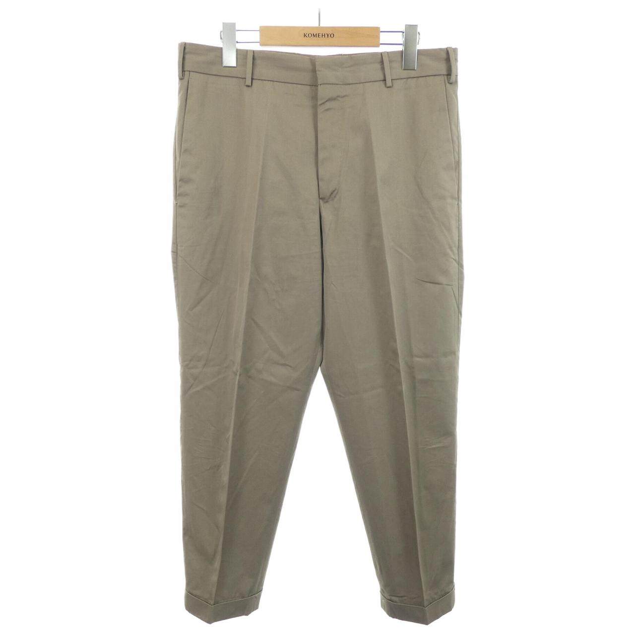 ピーティートリノ CARROT FIT パンツ