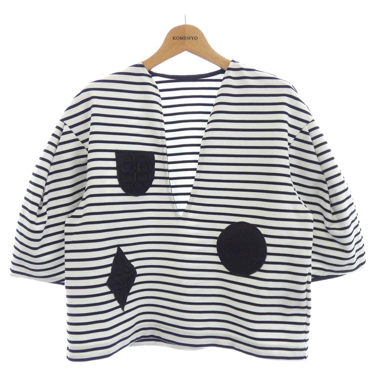 アドーア Tシャツ