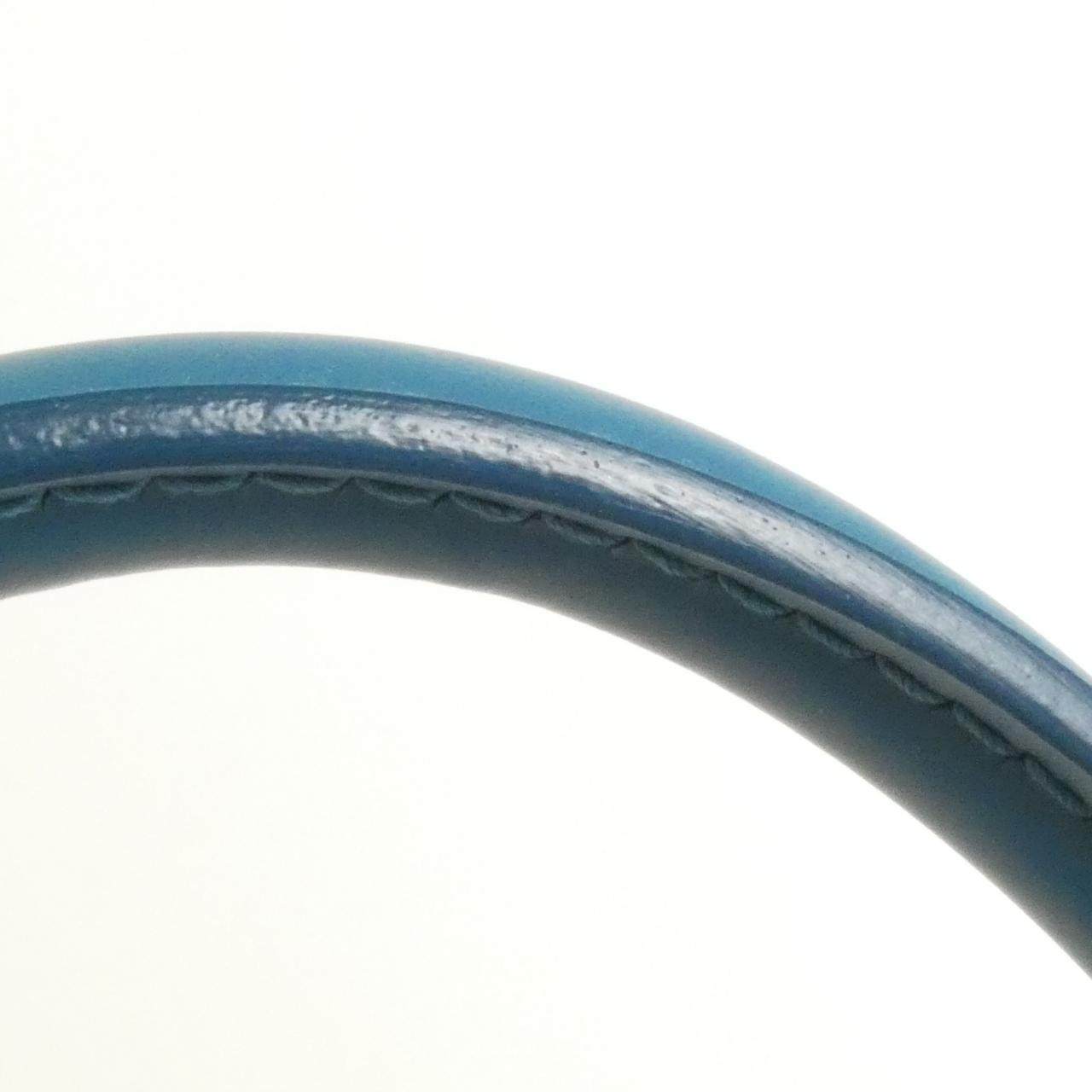 ルイヴィトン アルマBB エピ バッグ