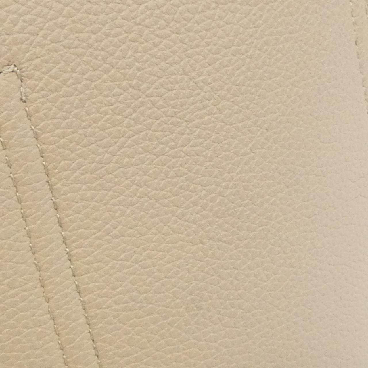 ロエベ ペブルバケットミニ カーフ ショルダーバッグ