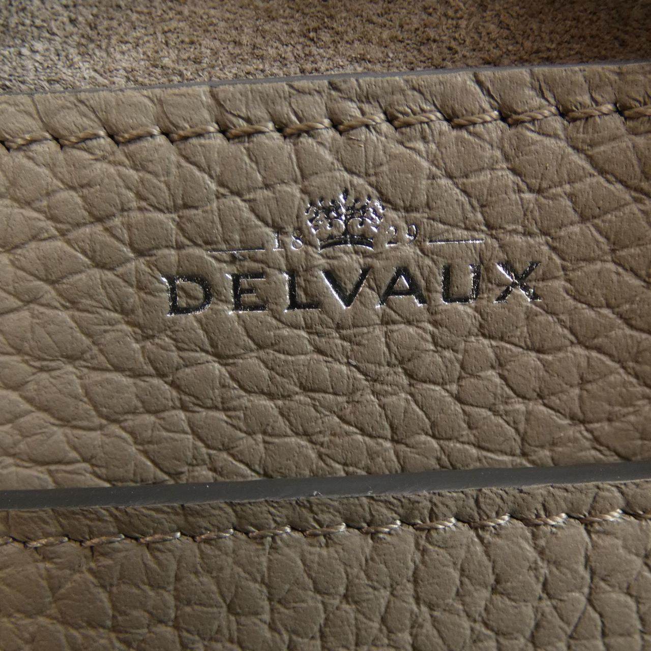 デルボー クールボックス トリヨンソフト ナノバッグ