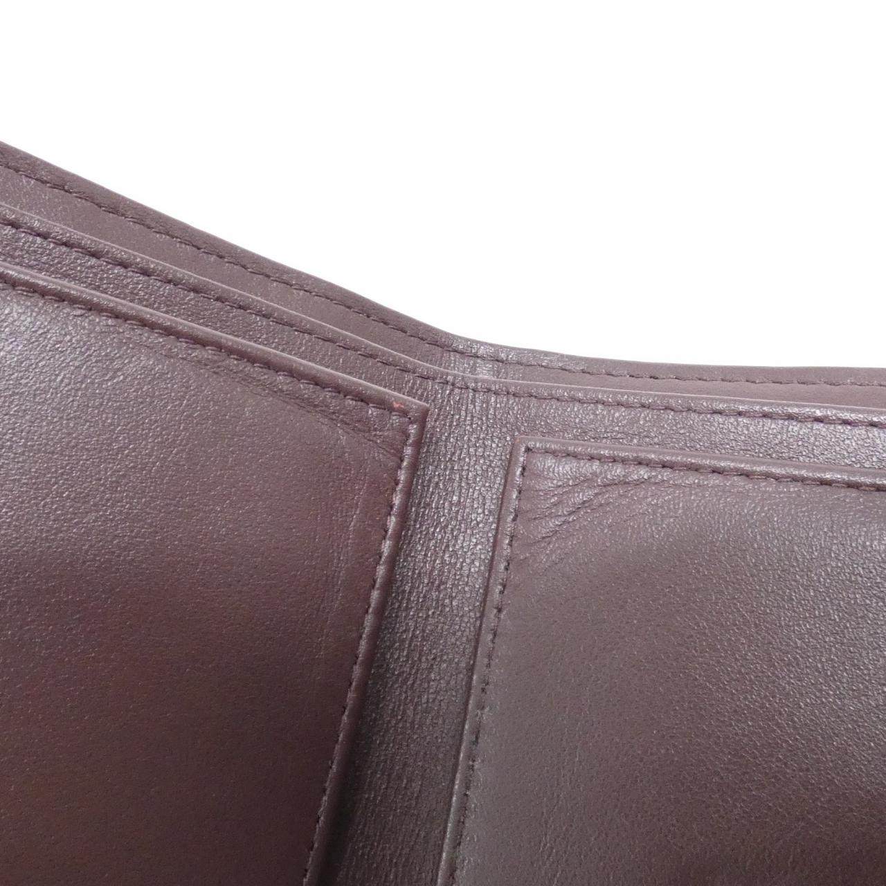シャネル タイムレスクラシック キャビアスキン 財布