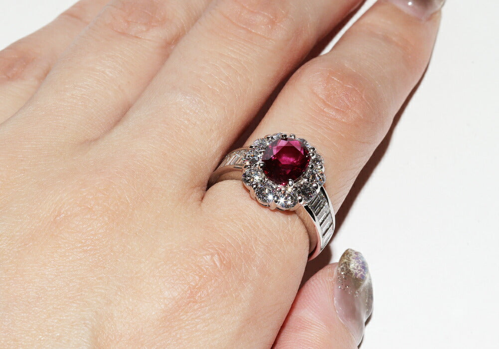 K18WG ルビー 2.18ct ダイヤモンド 2.40ct リング