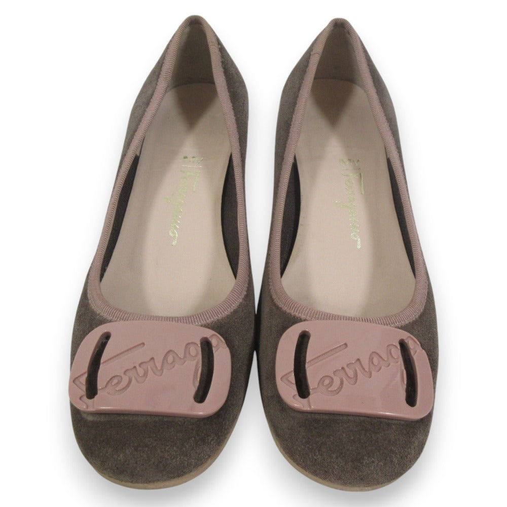 サルヴァトーレ フェラガモ ラウンドトゥパンプス