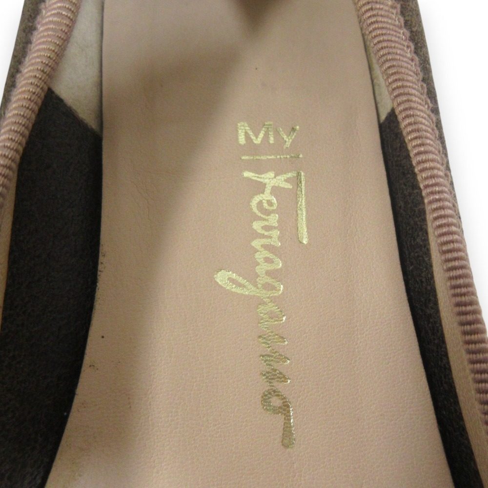 サルヴァトーレ フェラガモ ラウンドトゥパンプス