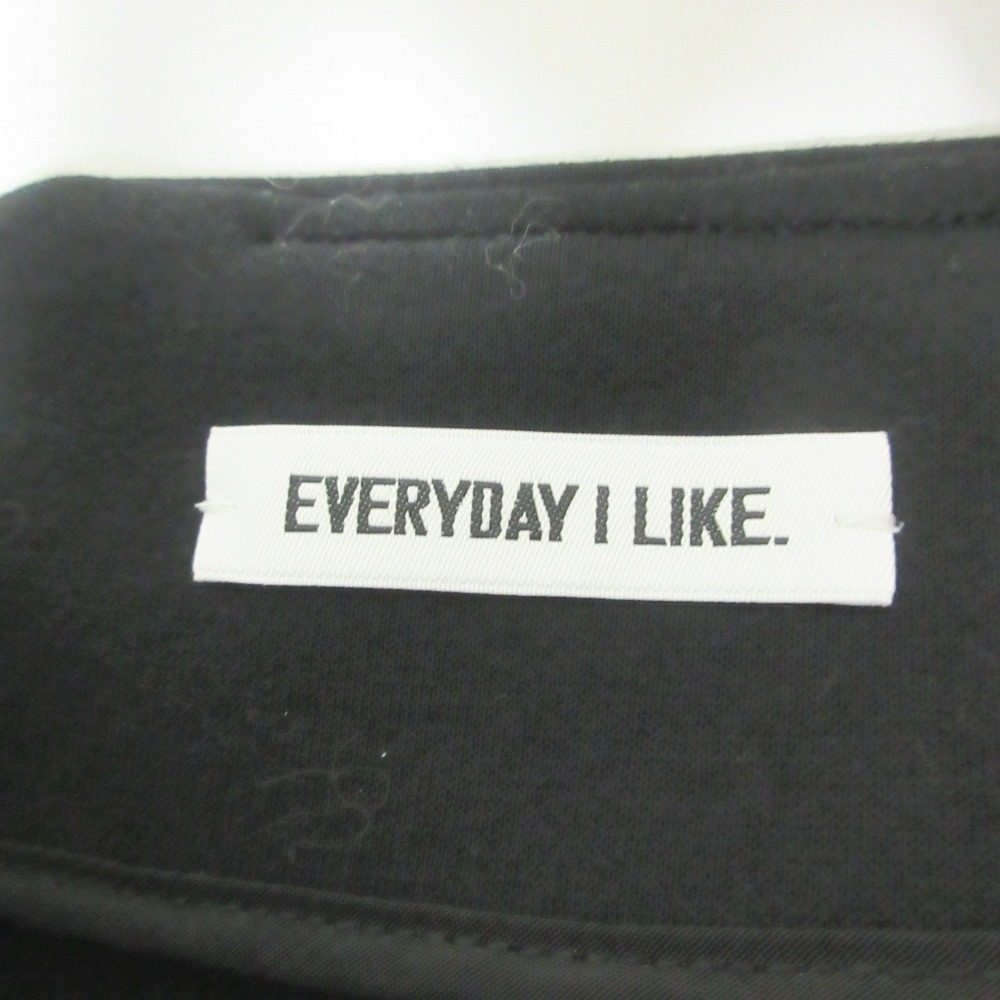 EVERYDAY I LIKE. Dan スカート