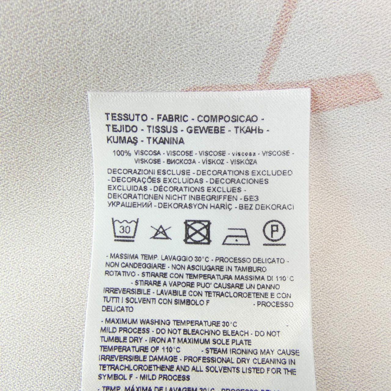 アルマーニエクスチェンジ ワンピース