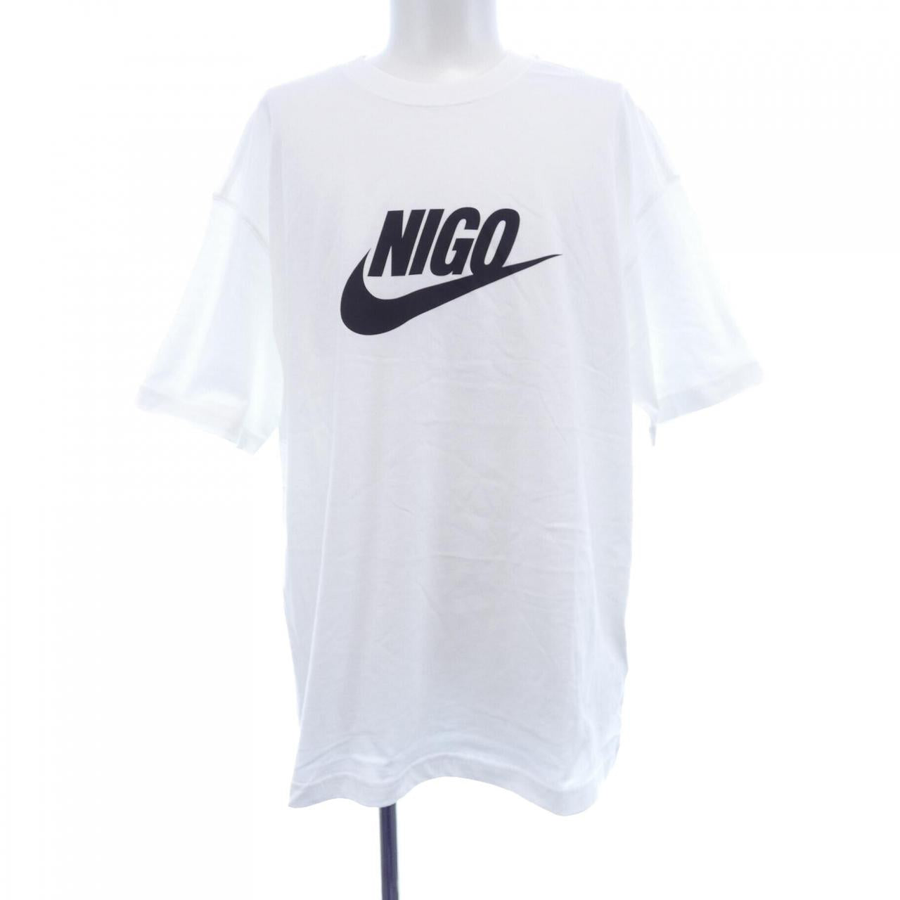 ナイキ Tシャツ