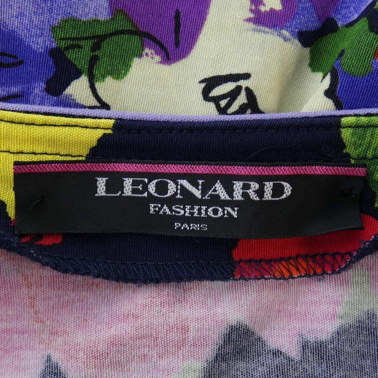 レオナールファッショントップス