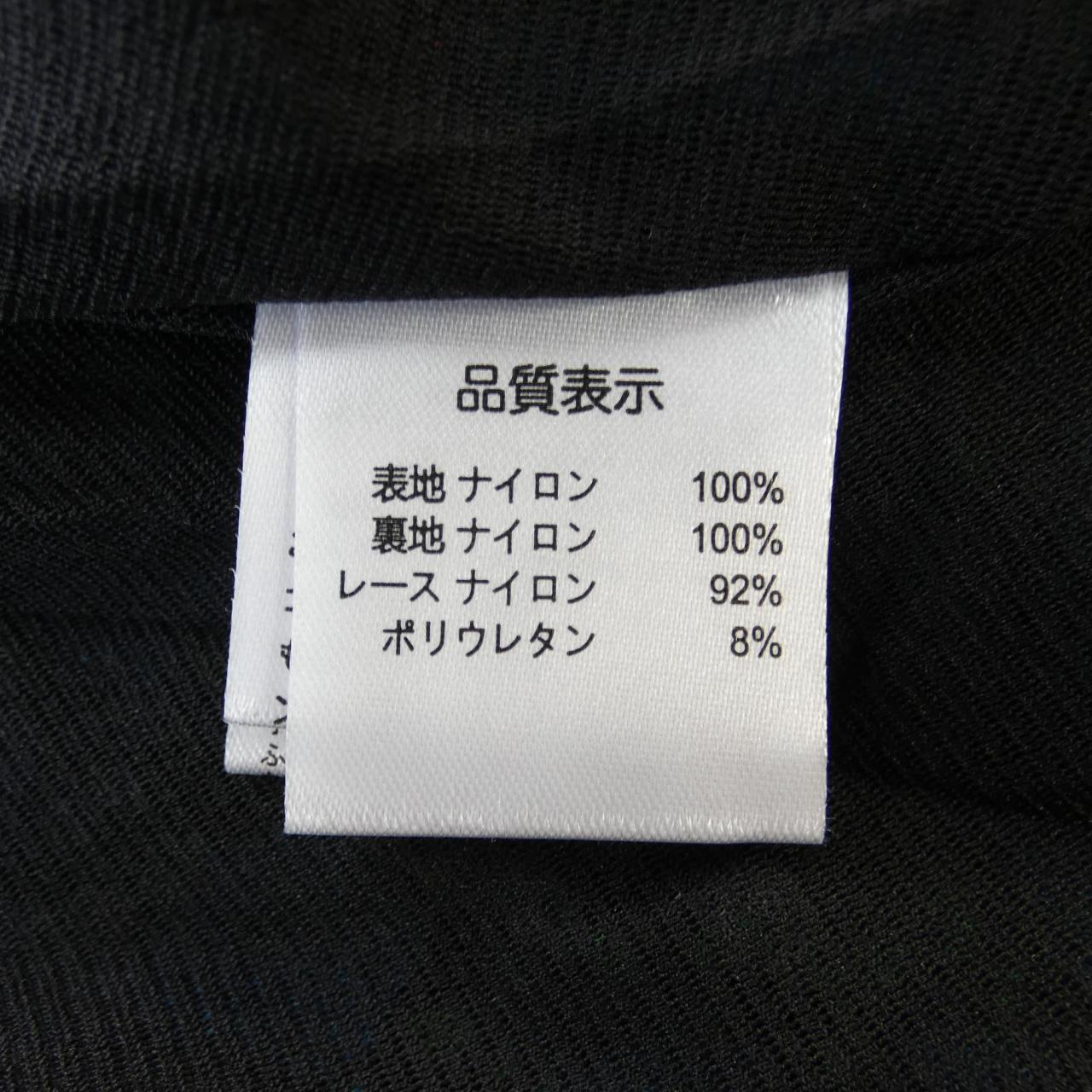 スーパービューティ ワンピース