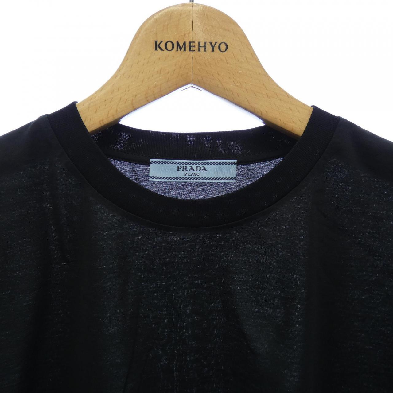 プラダ Tシャツ
