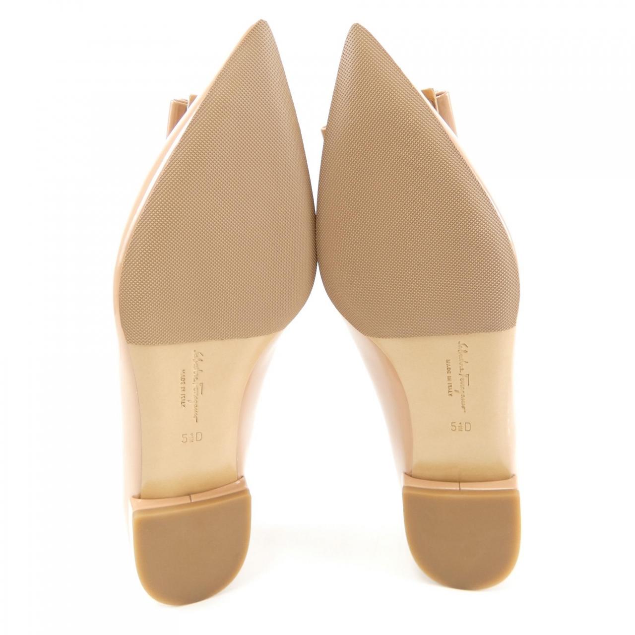 サルヴァトーレ フェラガモ ZERI パンプス