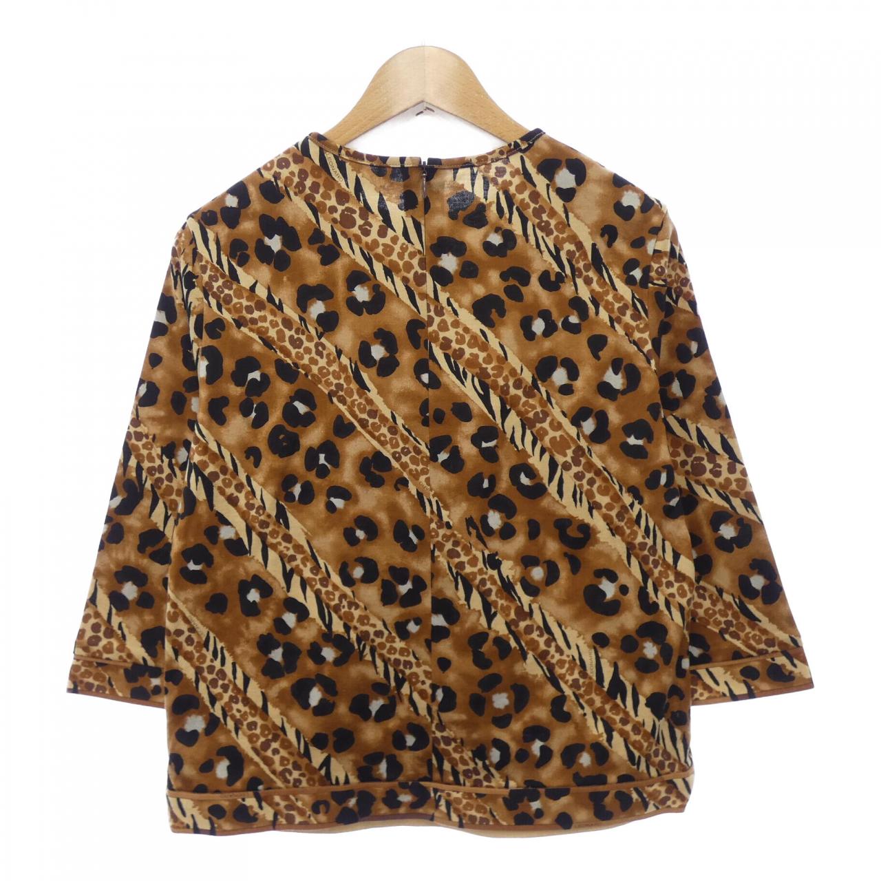 レオナールスポーツトップス