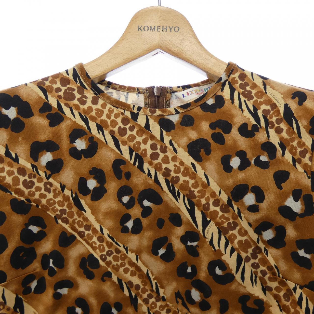 レオナールスポーツトップス