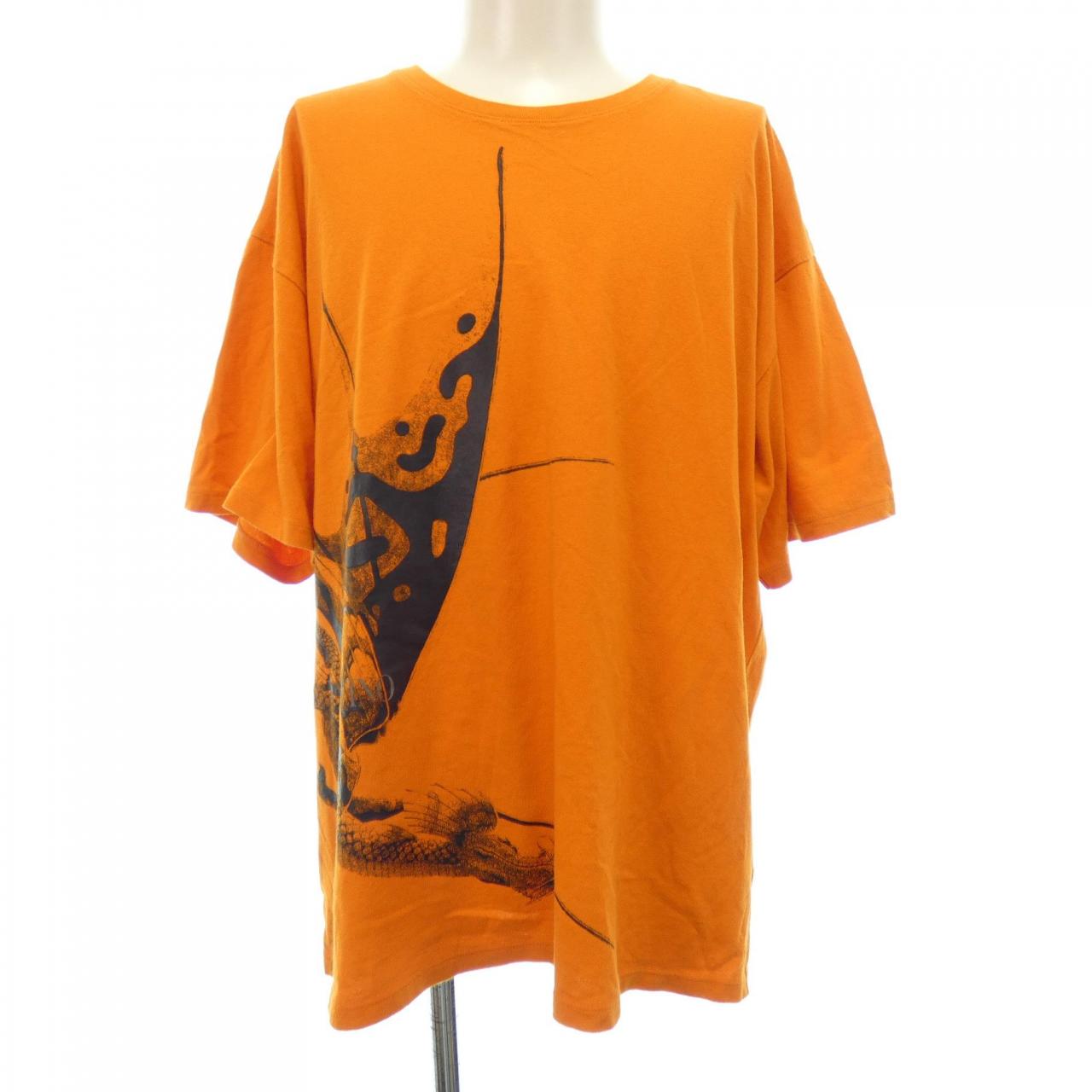 ヴァレンティノTシャツ
