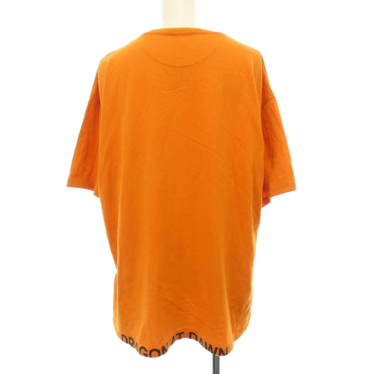ヴァレンティノTシャツ