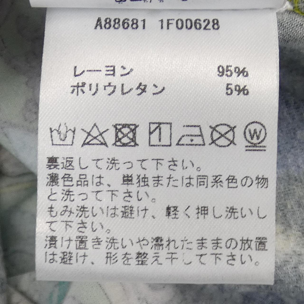 ヴェルサーチェ Tシャツ