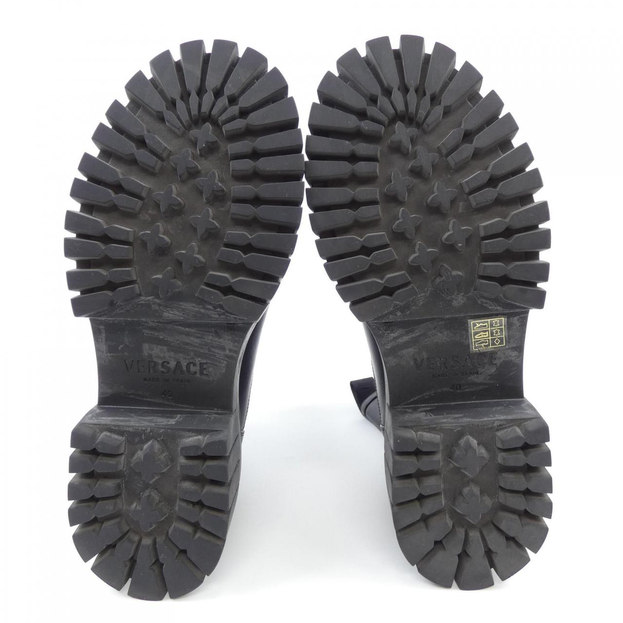 ヴェルサーチ ブーツ