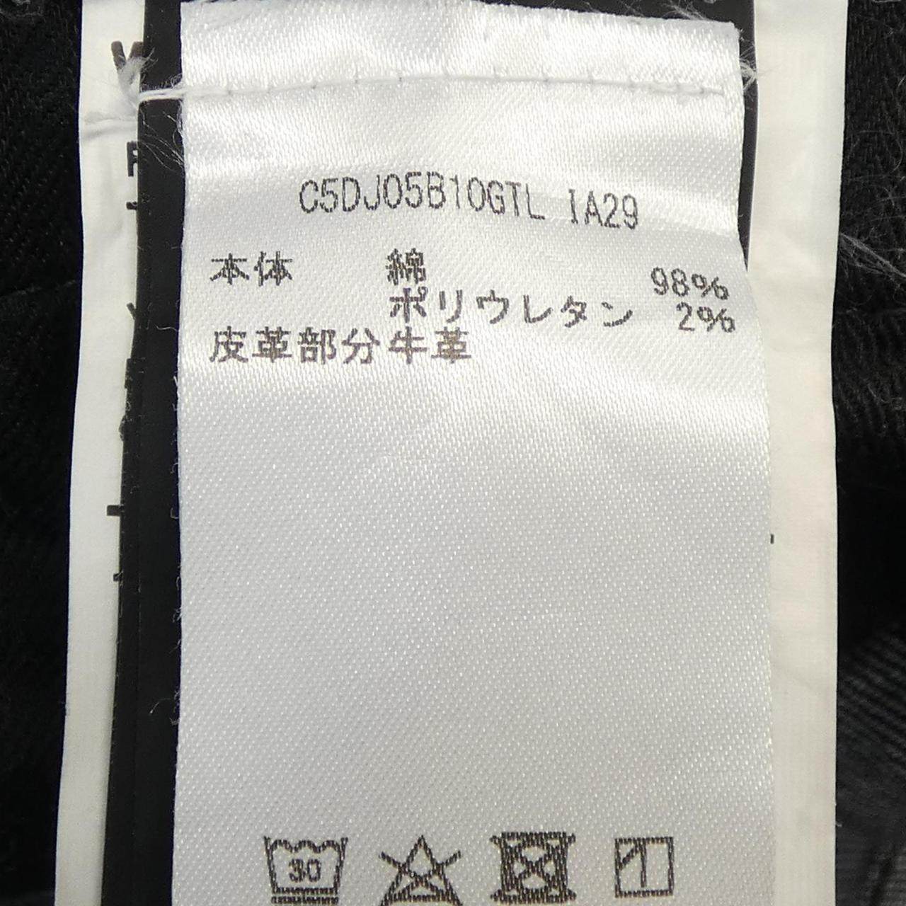 ピーティートリノ ジーンズ