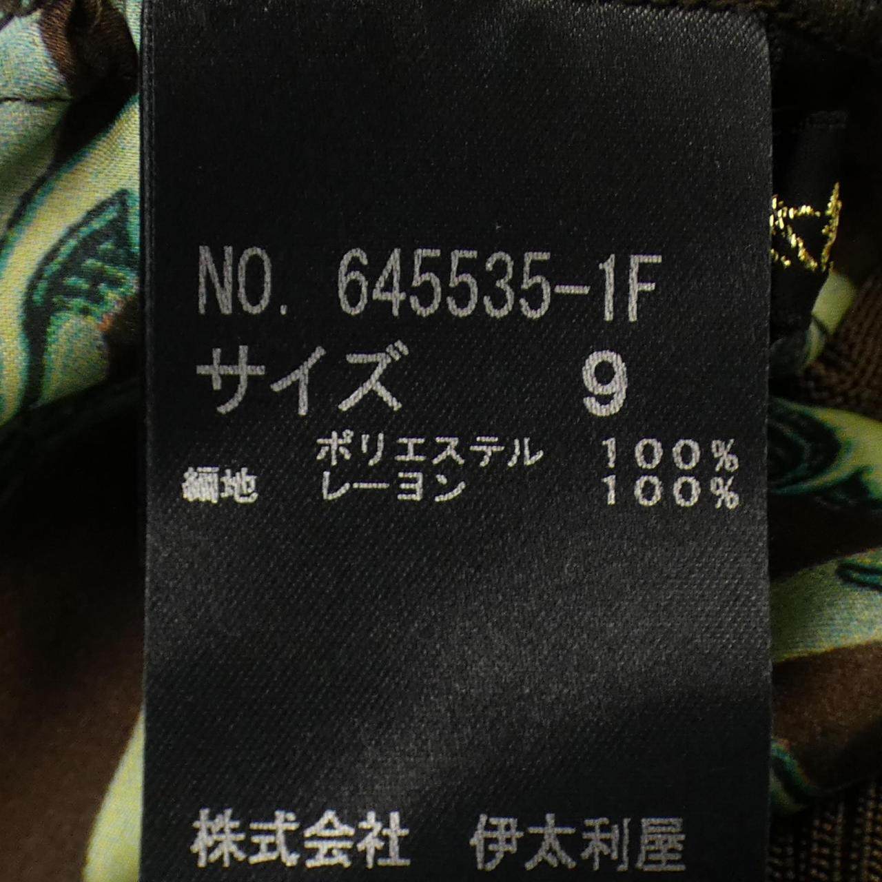 伊太利屋 トップス