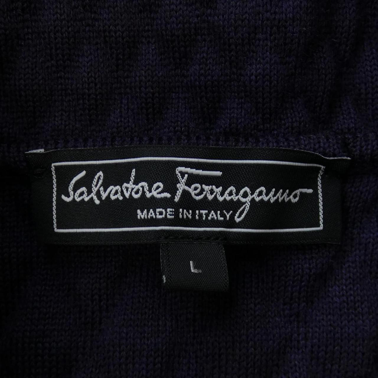 サルヴァトーレ フェラガモ コート