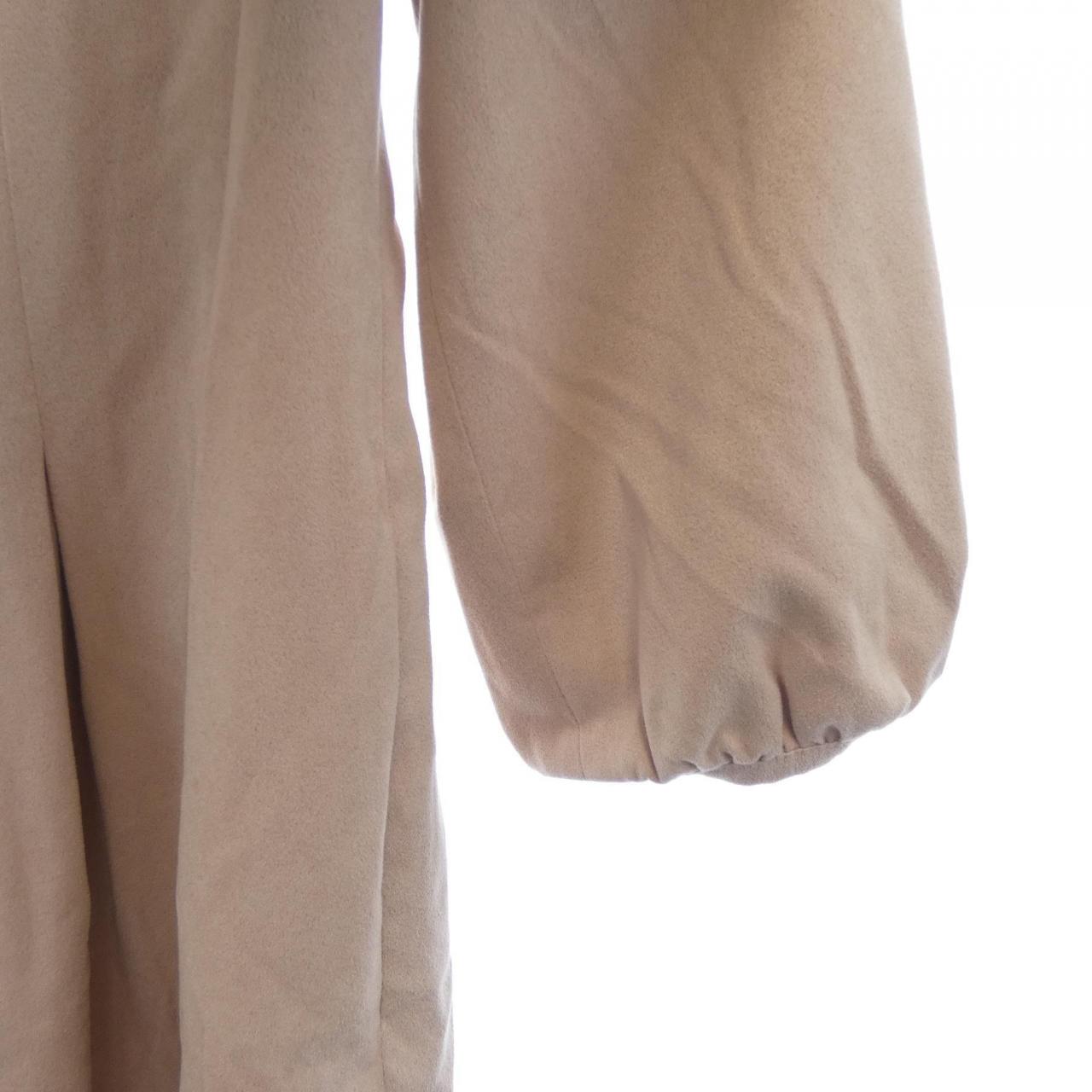 ユキトリイワンピース