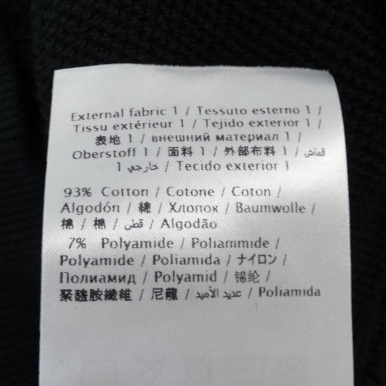 ヴァレンティノ フーディ