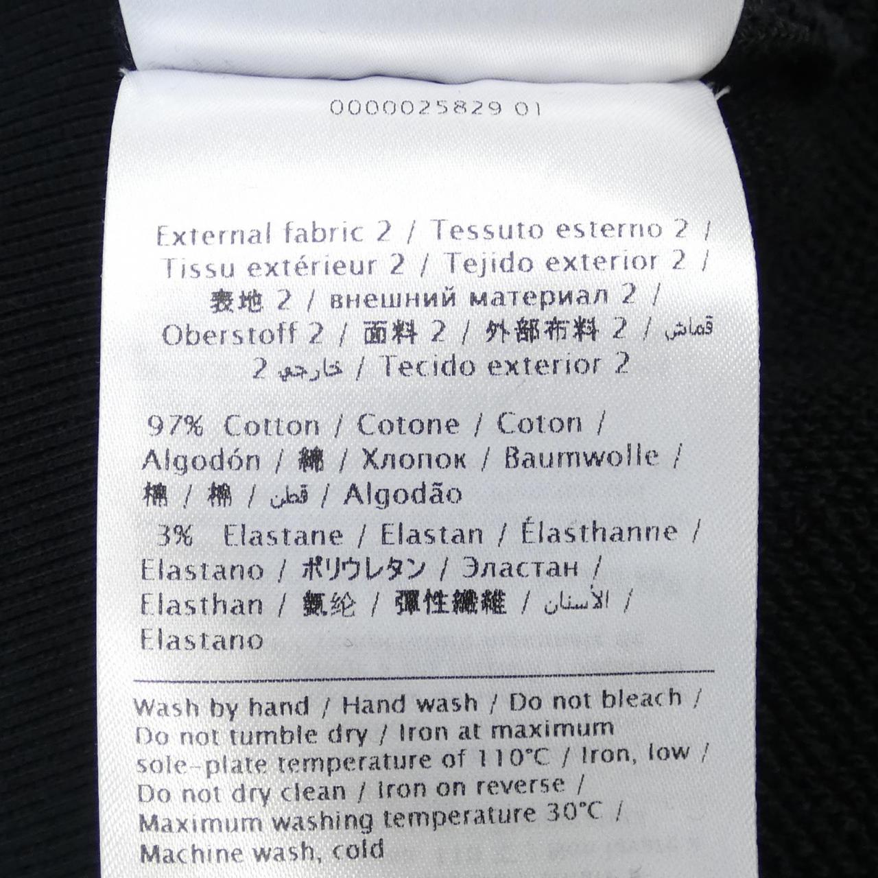 ヴァレンティノ フーディ