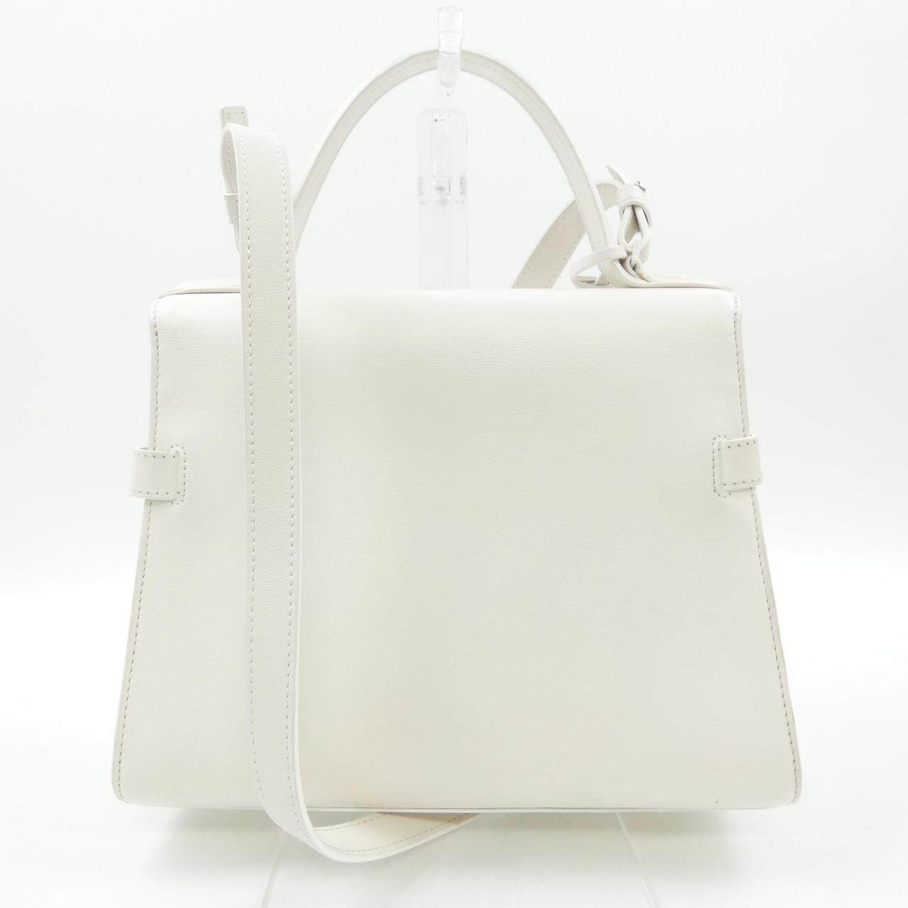 デルボー タンペート BOX CALF バッグ