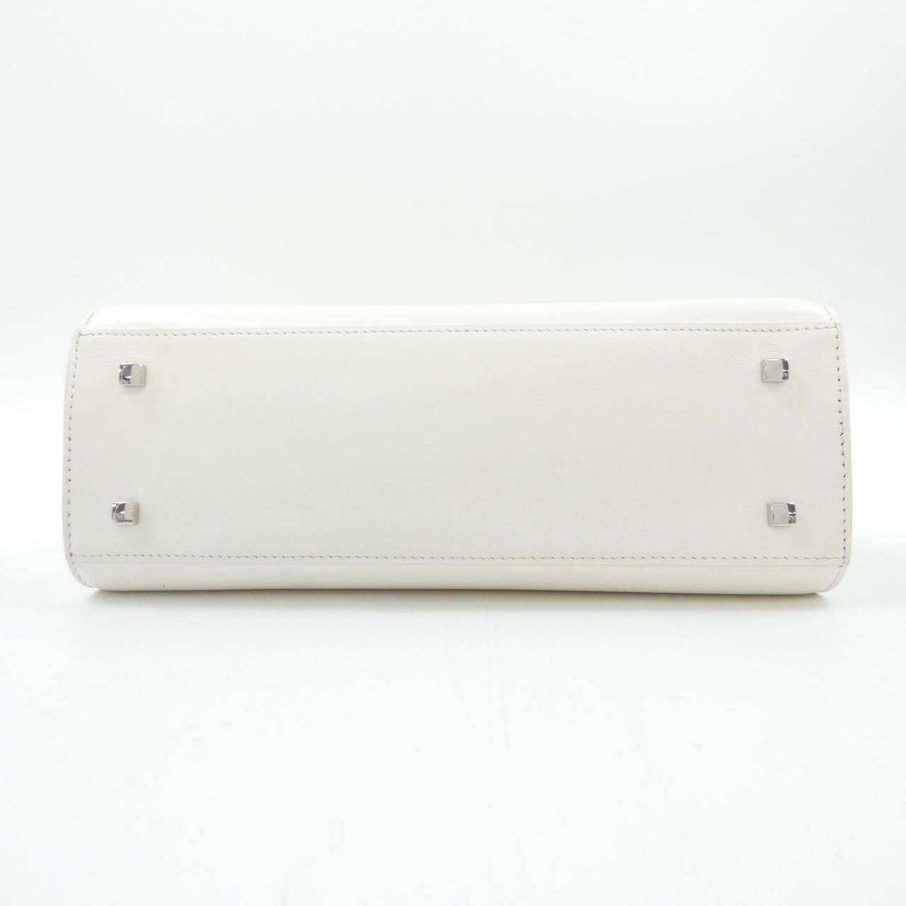 デルボー タンペート BOX CALF バッグ