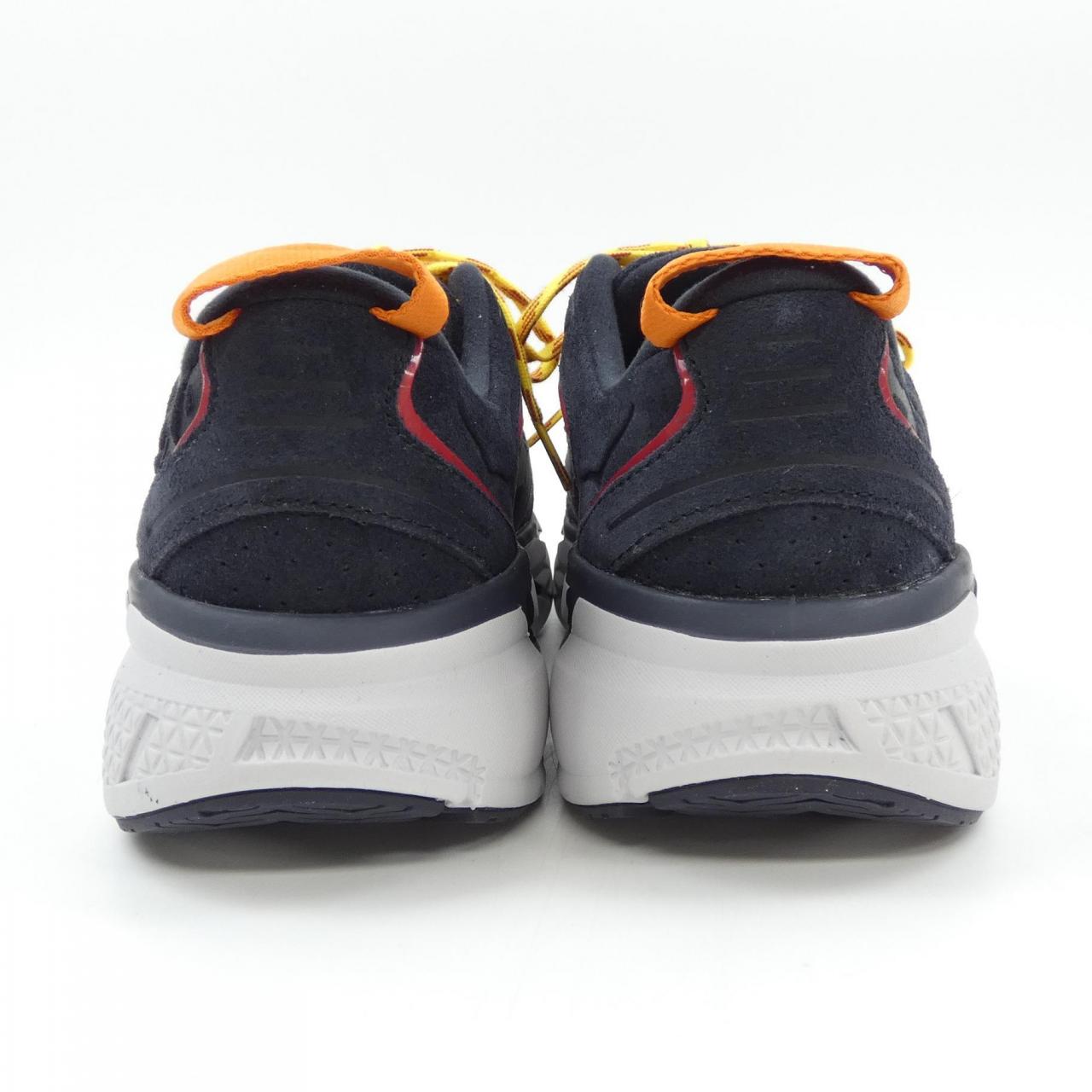 Hoka One One 1122571 BEAMS スニーカー