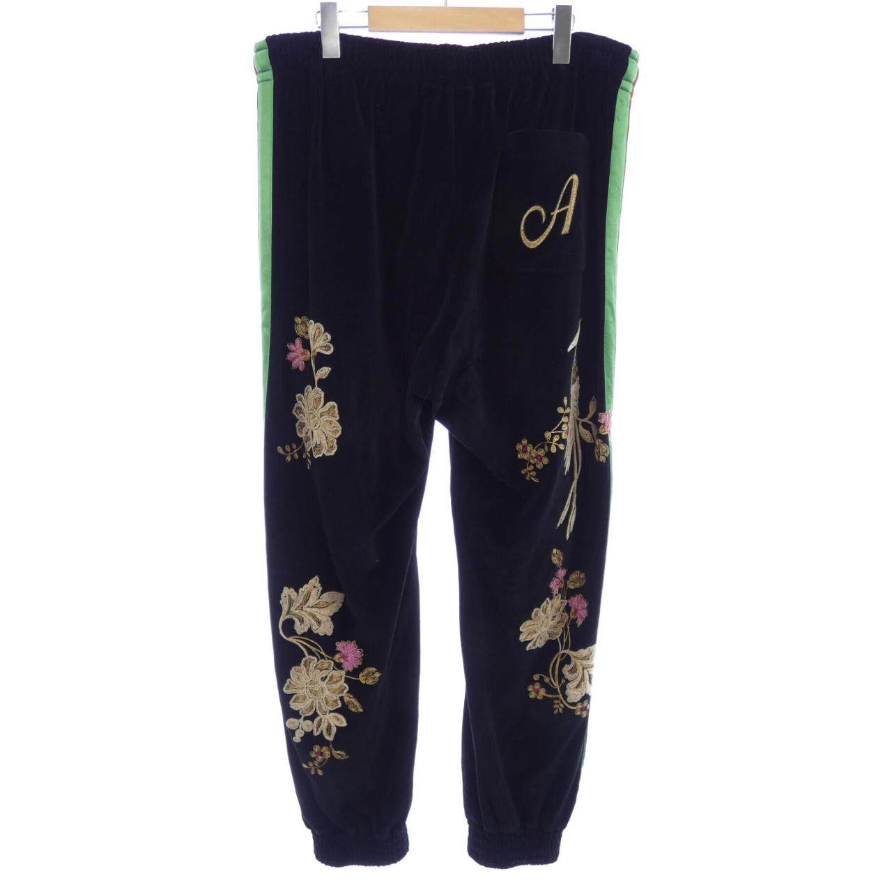 グッチ パンツ