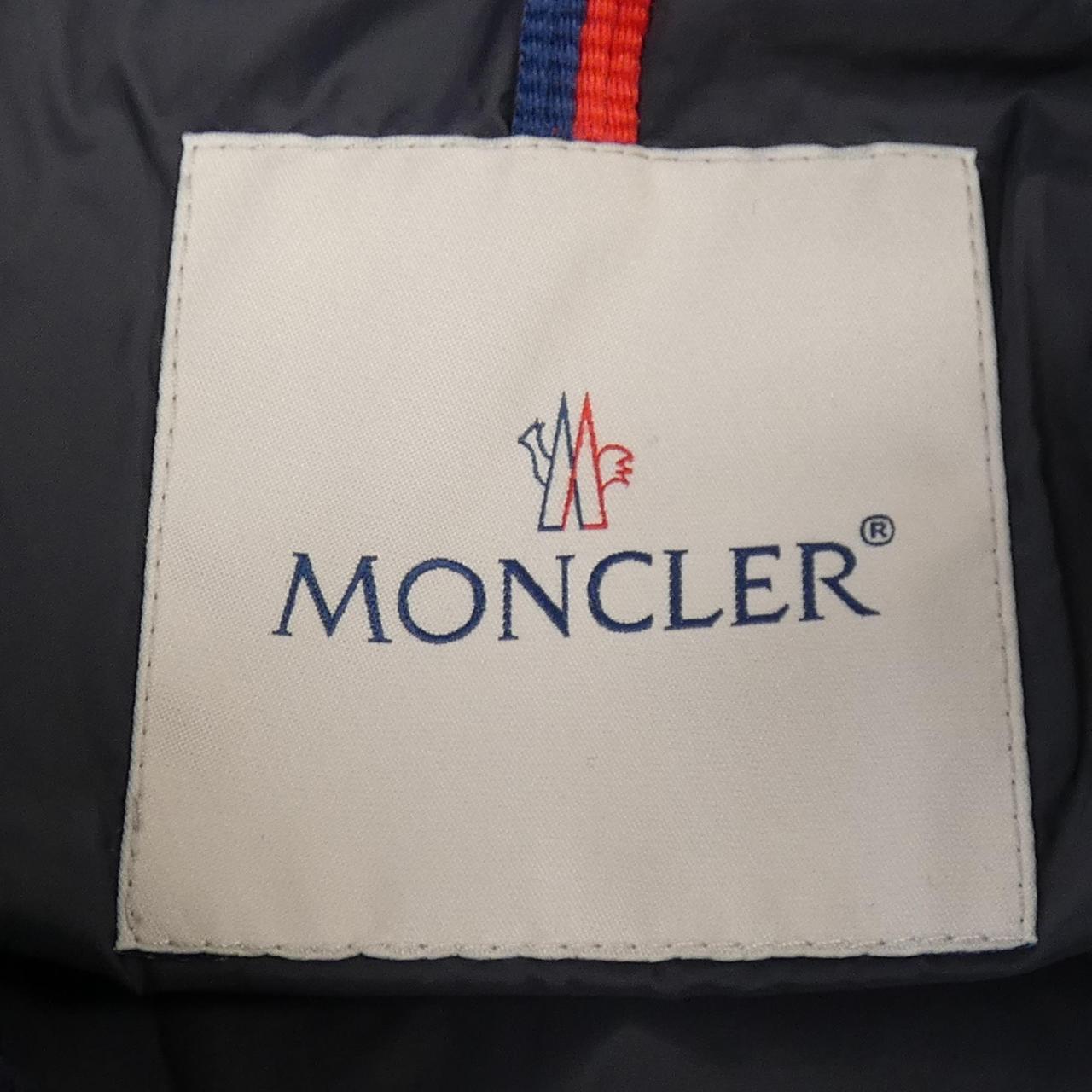 モンクレール ダウンジャケット