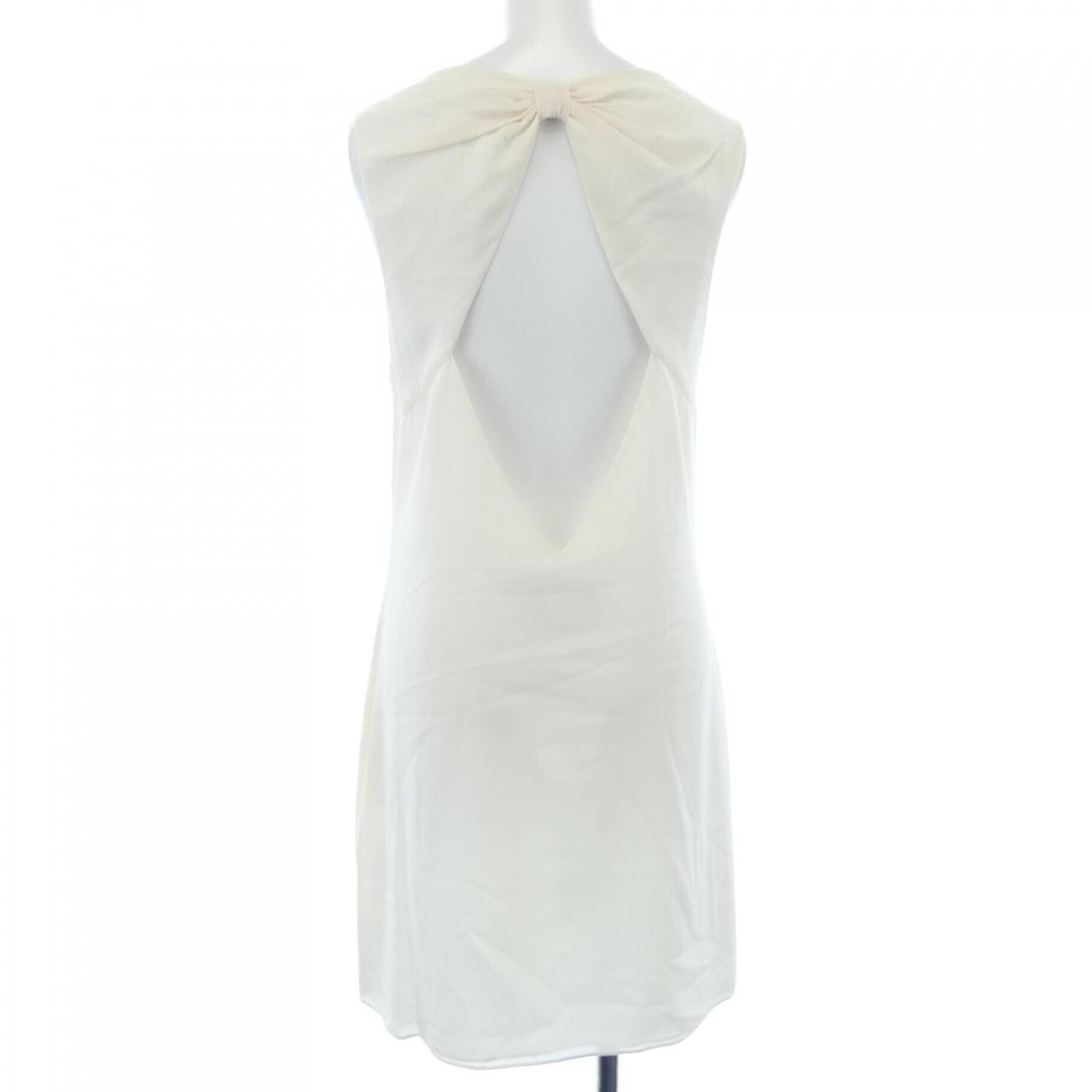 アリスアンドオリビア ワンピース