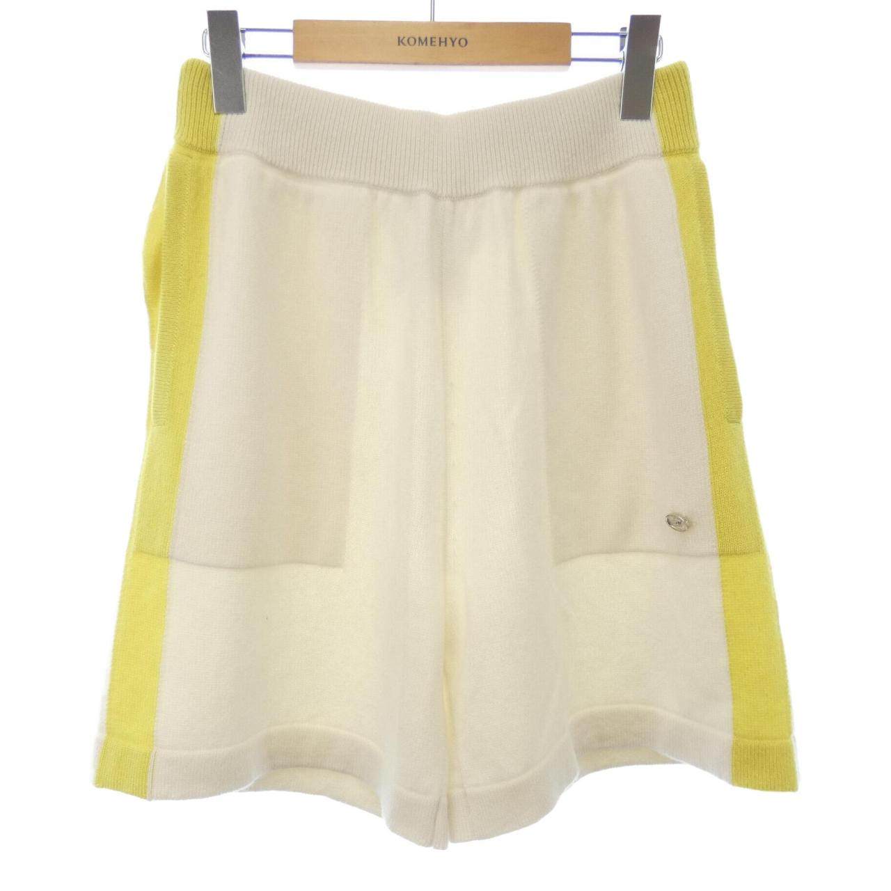 シャネル カシミヤショートパンツ