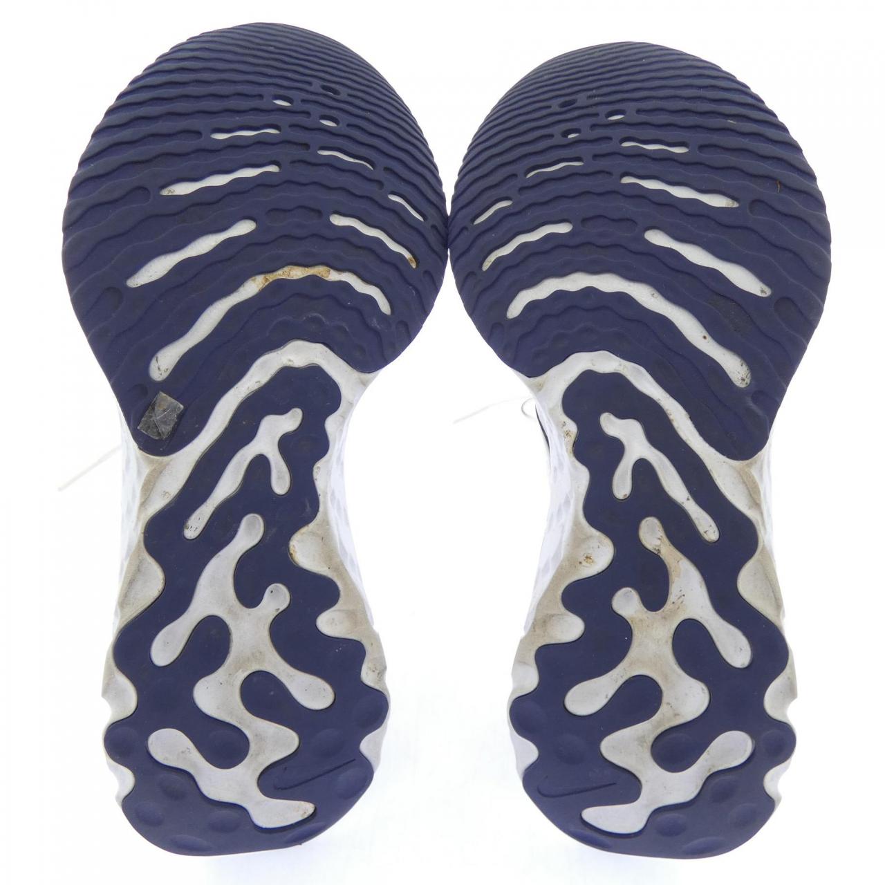 ナイキ スニーカー