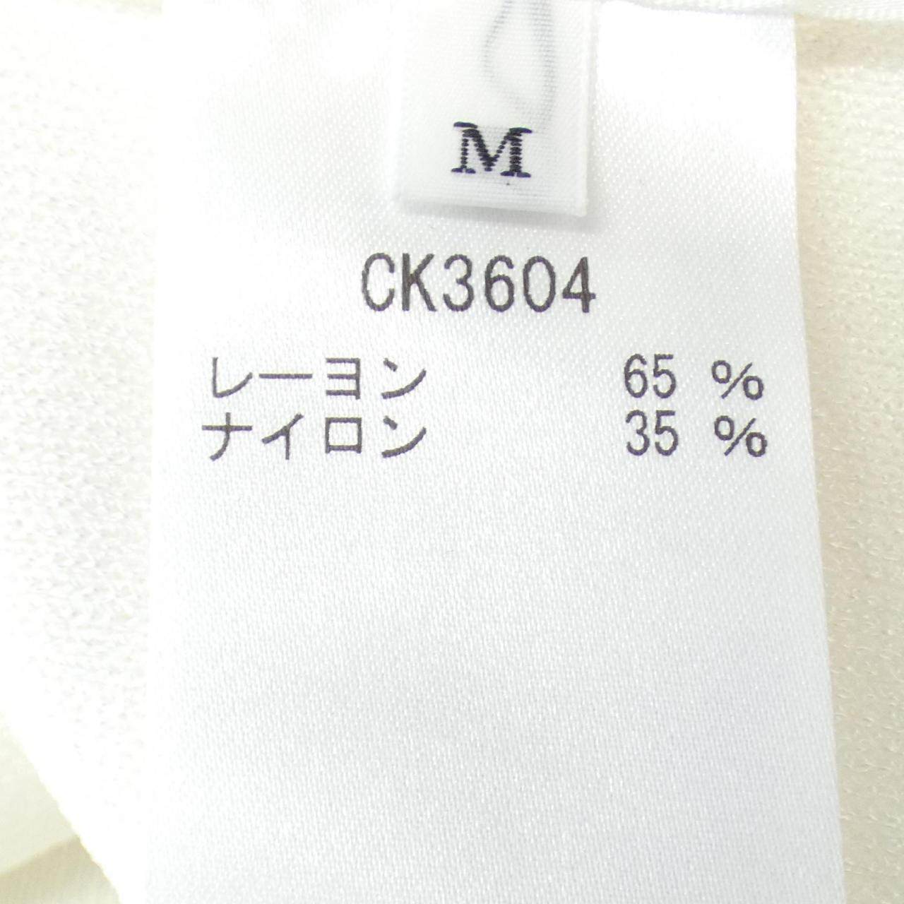 ミスアシダ トップス
