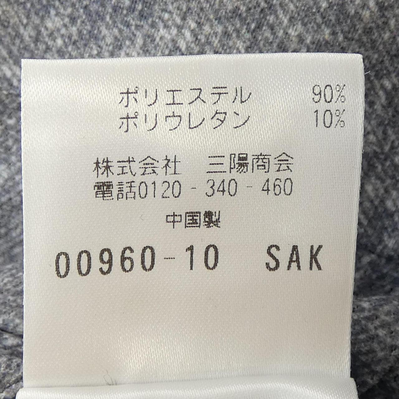エポカウォモ スーツ