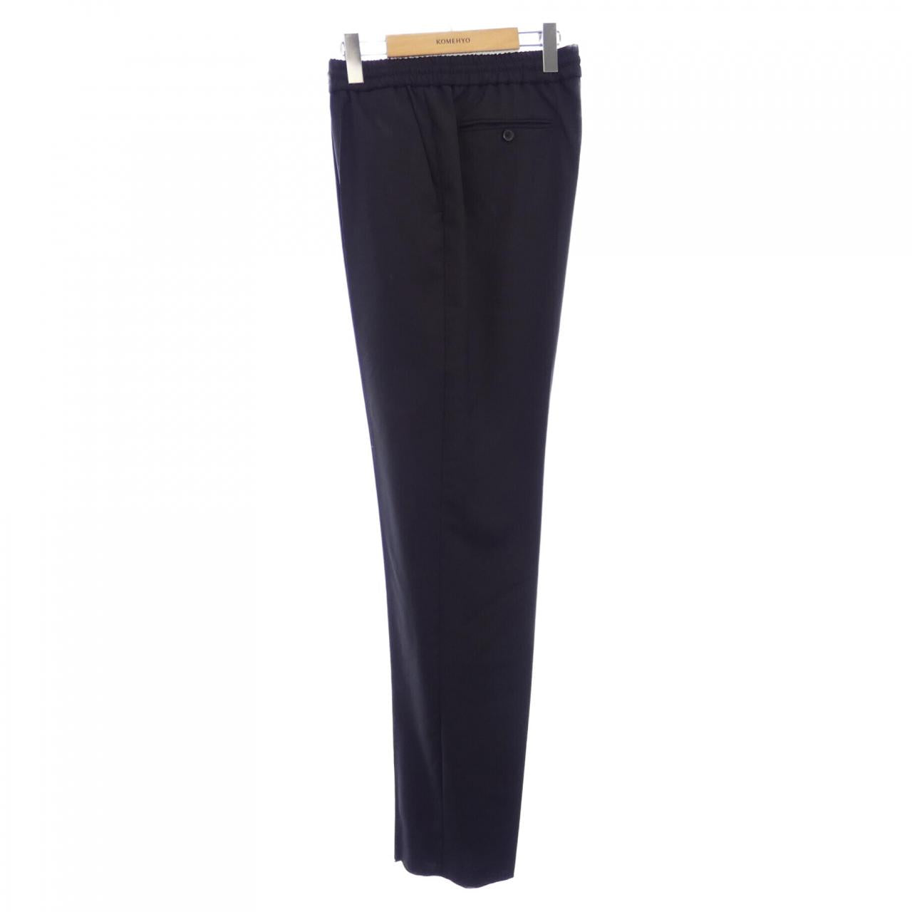 ヴァレンティノ パンツ