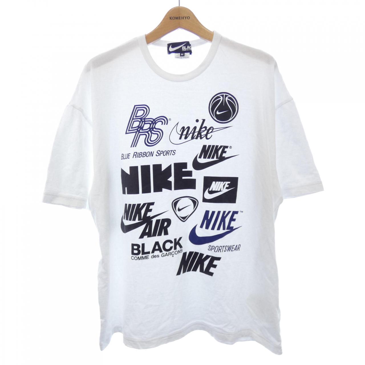 ブラックコムデギャルソン Tシャツ