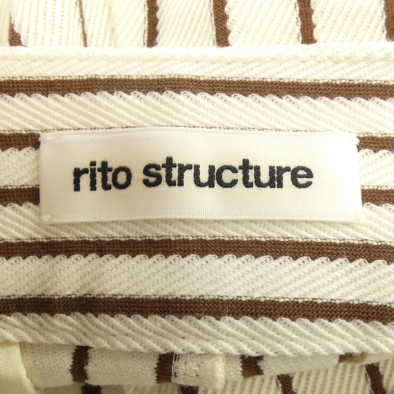 rito structureパンツ