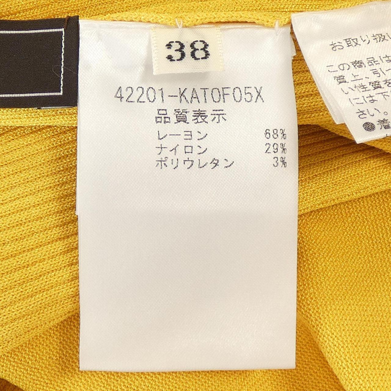 フォクシー トップス