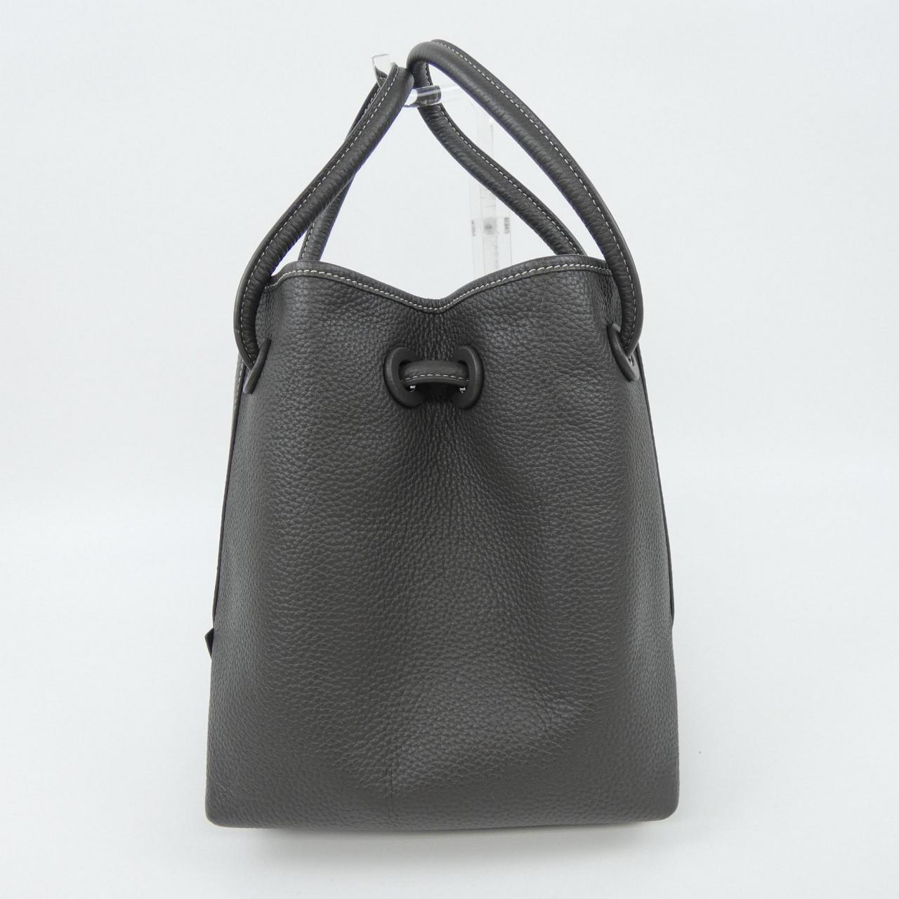 ヴァジック BOND BAG レザー バッグ